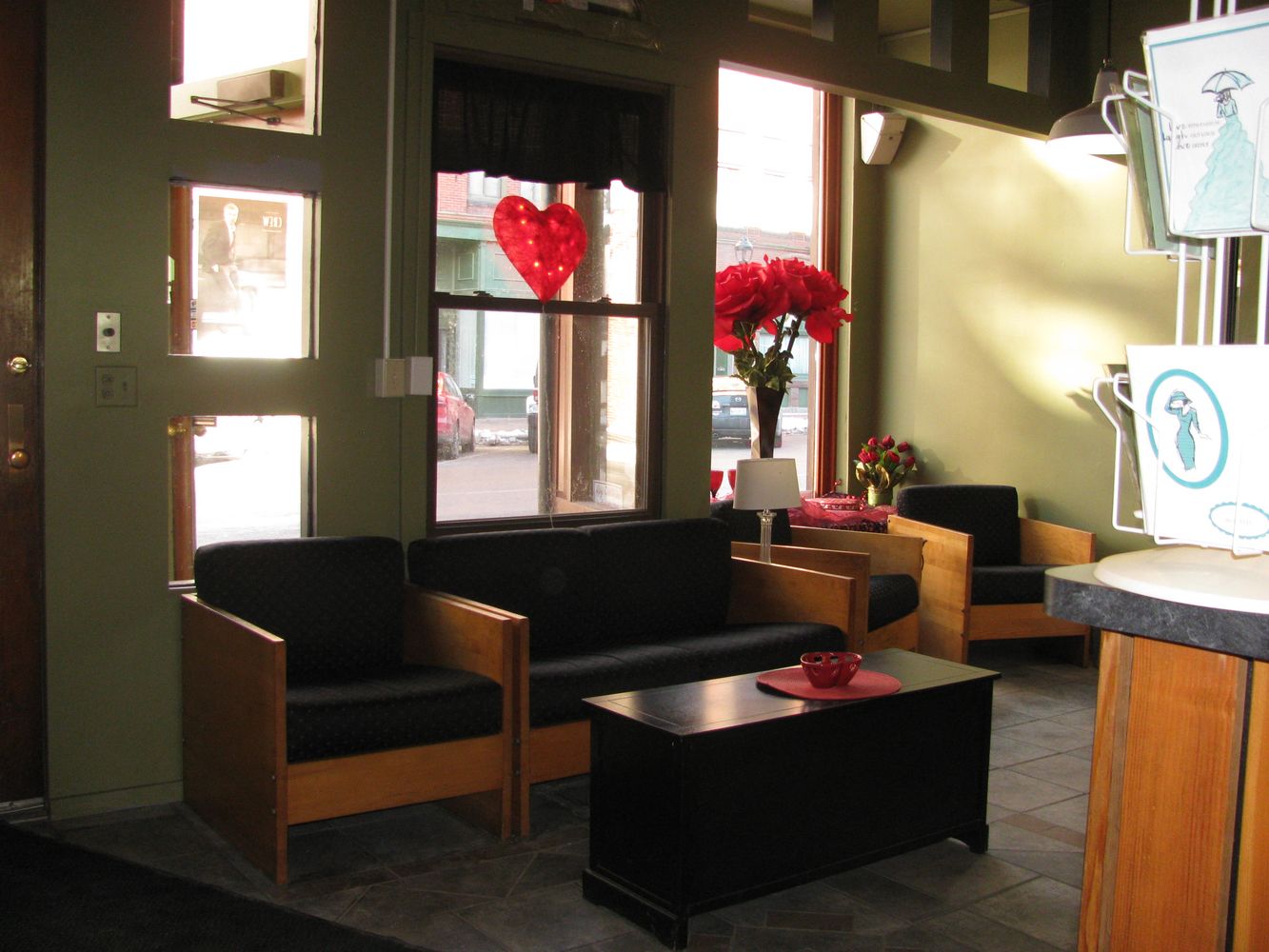 94 Main St, Auburn, ME 04210